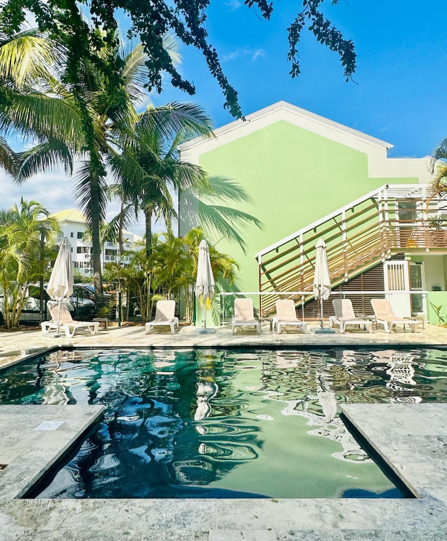 Residence Tropic Appart Hotel Saint-Gilles-les Bains Bagian luar foto
